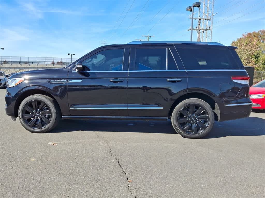 2023 Lincoln Navigator Reserve 24