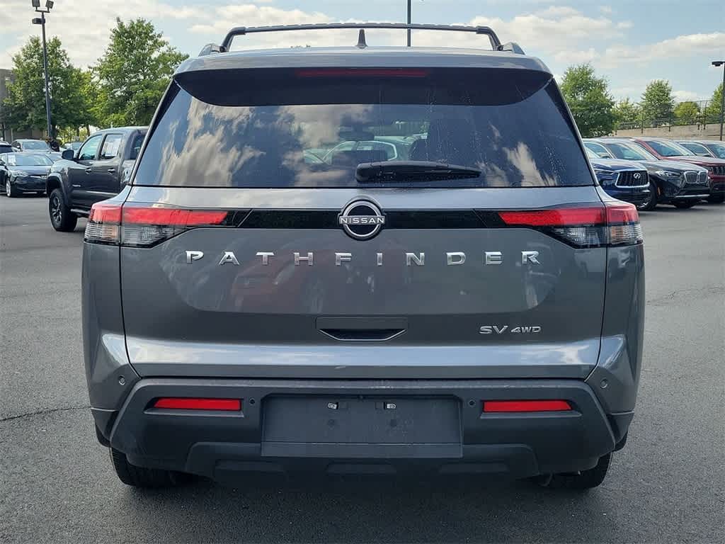 2022 Nissan Pathfinder SV 22