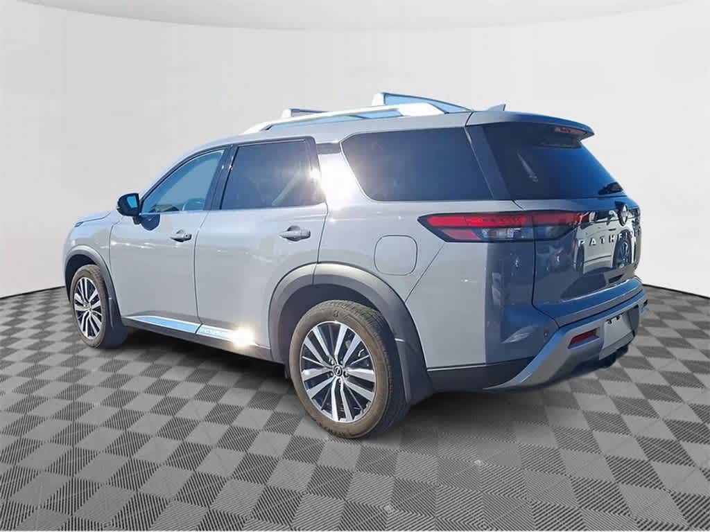 2022 Nissan Pathfinder Platinum 6