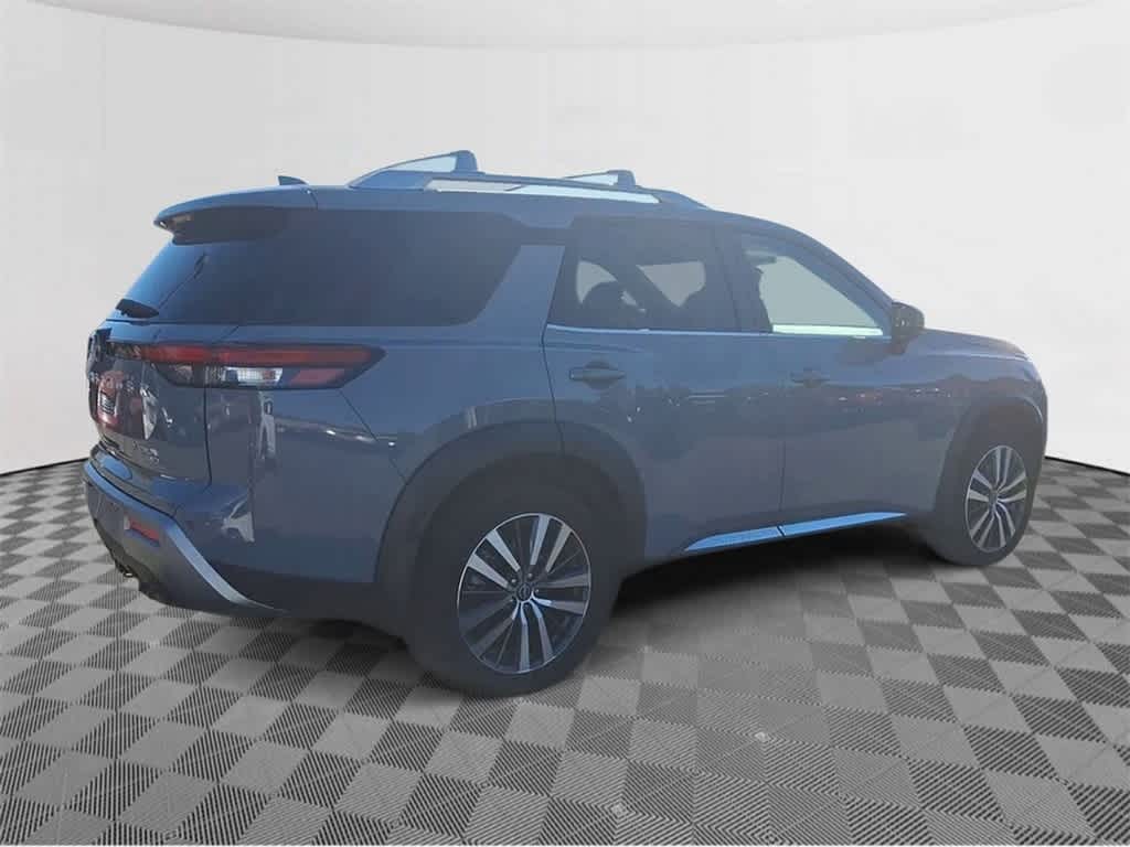 2022 Nissan Pathfinder Platinum 8