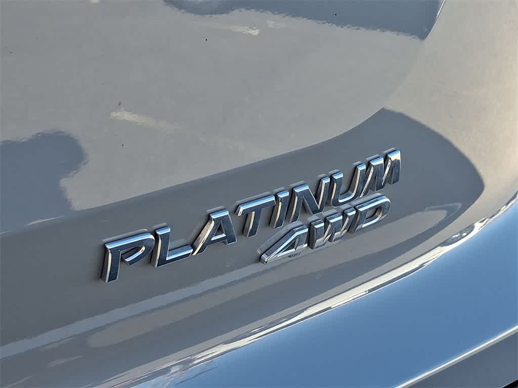 2022 Nissan Pathfinder Platinum 23