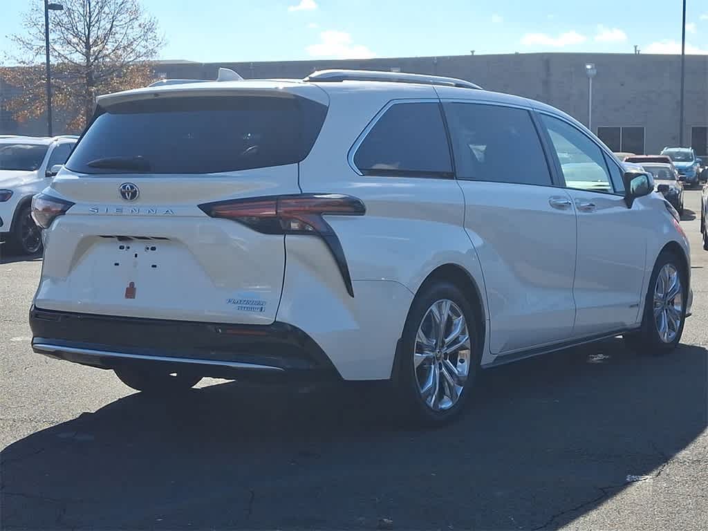 2021 Toyota Sienna Platinum 25