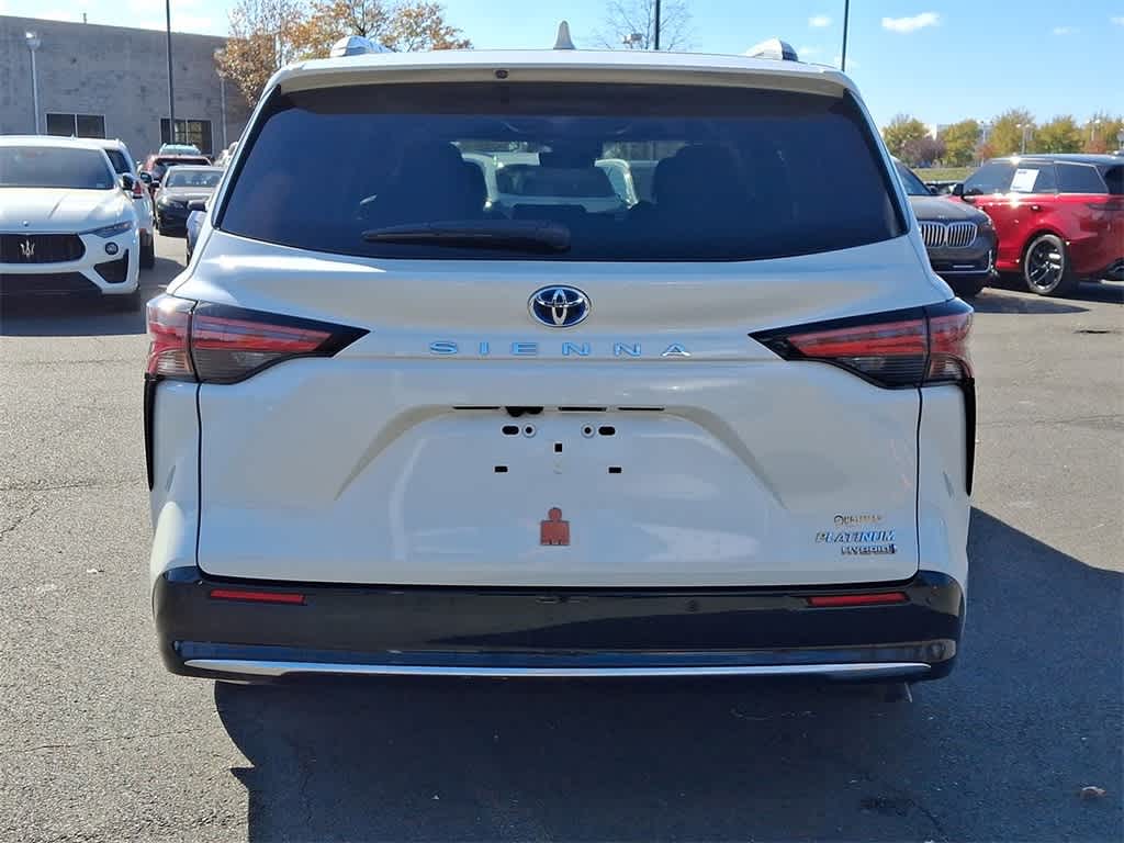 2021 Toyota Sienna Platinum 23