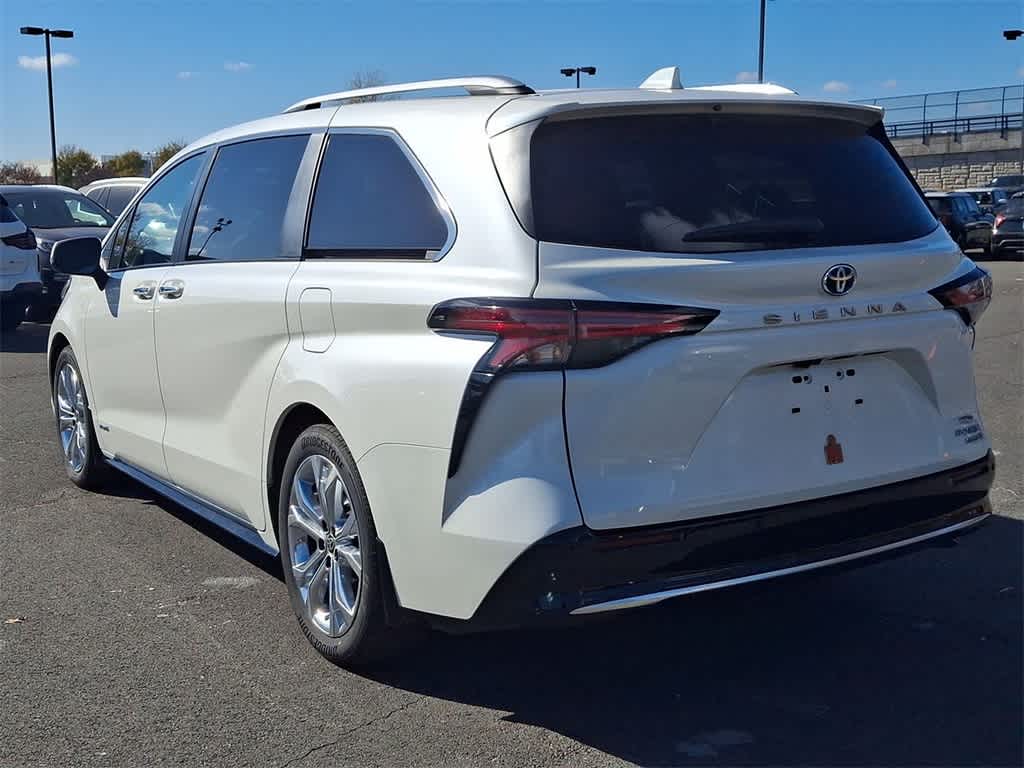 2021 Toyota Sienna Platinum 22