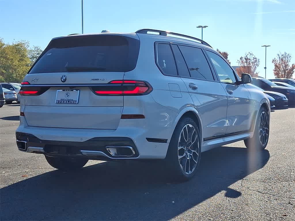 2025 BMW X7 xDrive40i 3