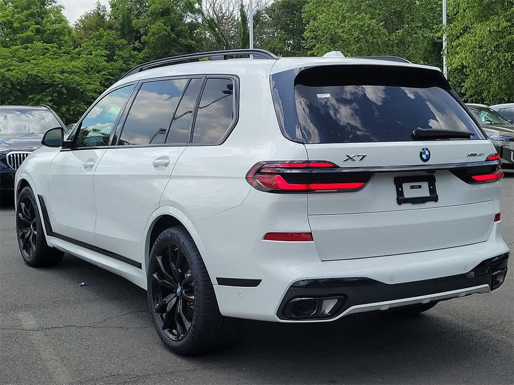 2025 BMW X7 xDrive40i 4