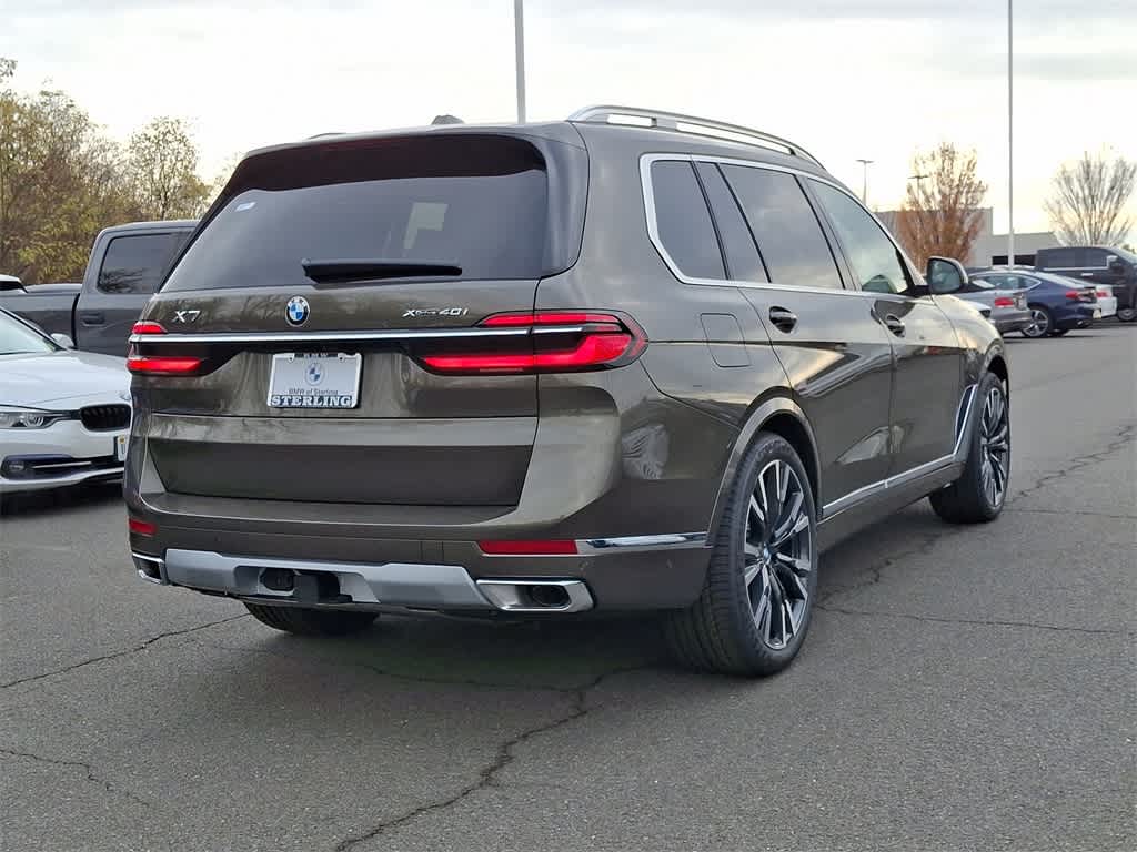 2025 BMW X7 xDrive40i 3