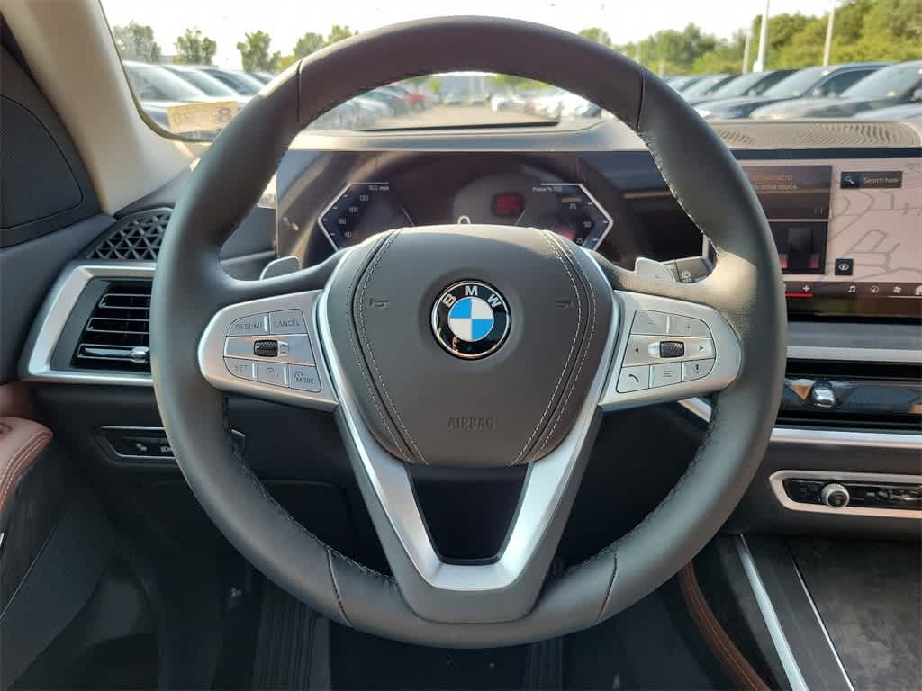 2025 BMW X7 xDrive40i 10