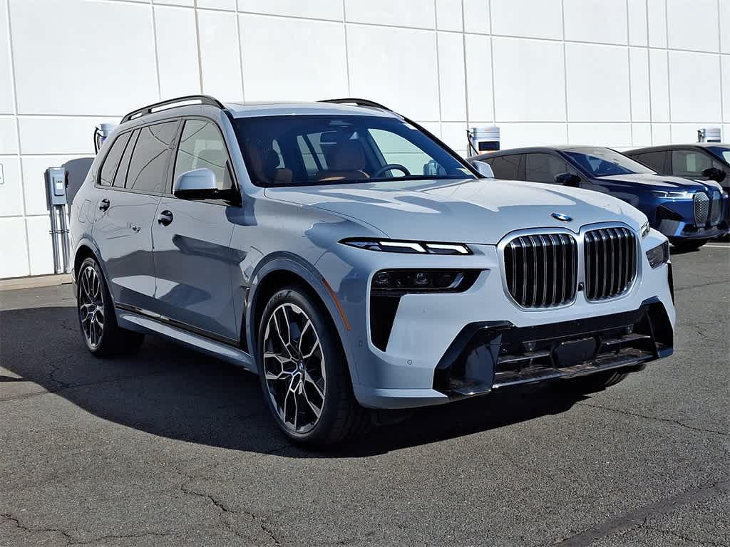 2025 BMW X7 xDrive40i 2