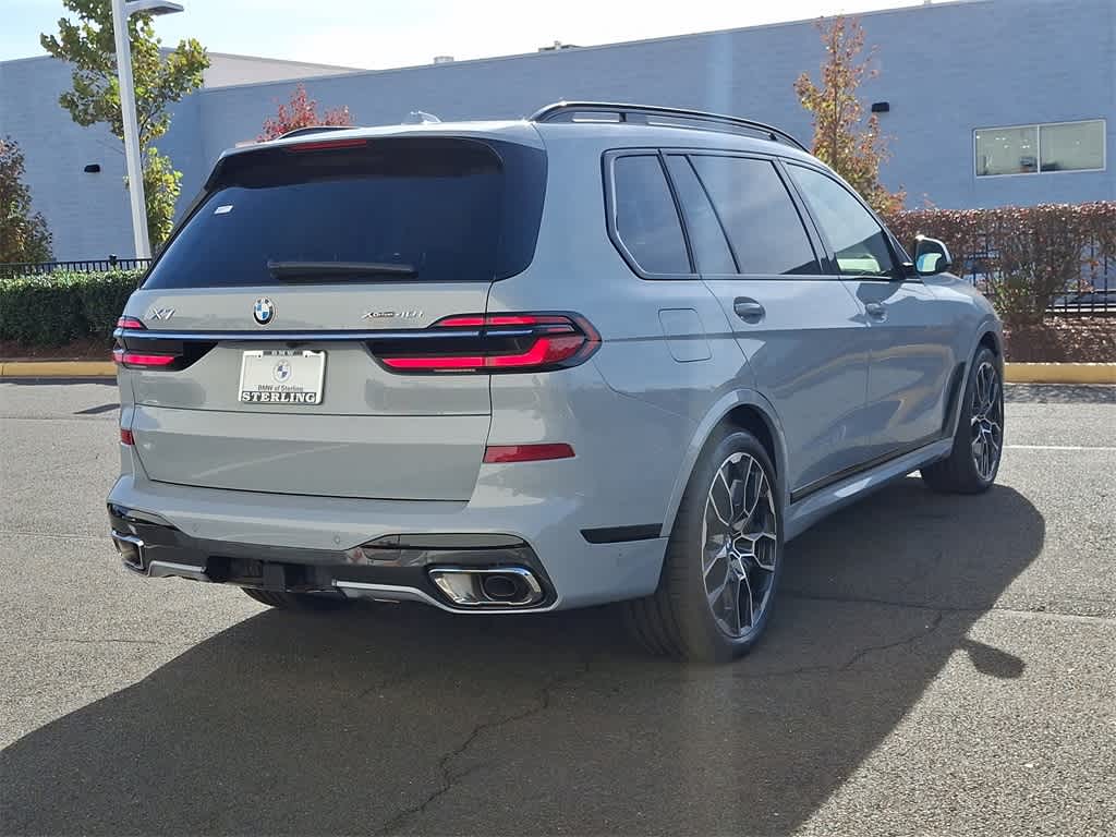 2025 BMW X7 xDrive40i 3