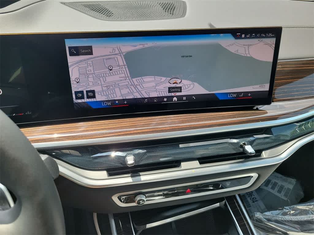 2025 BMW X7 xDrive40i 6