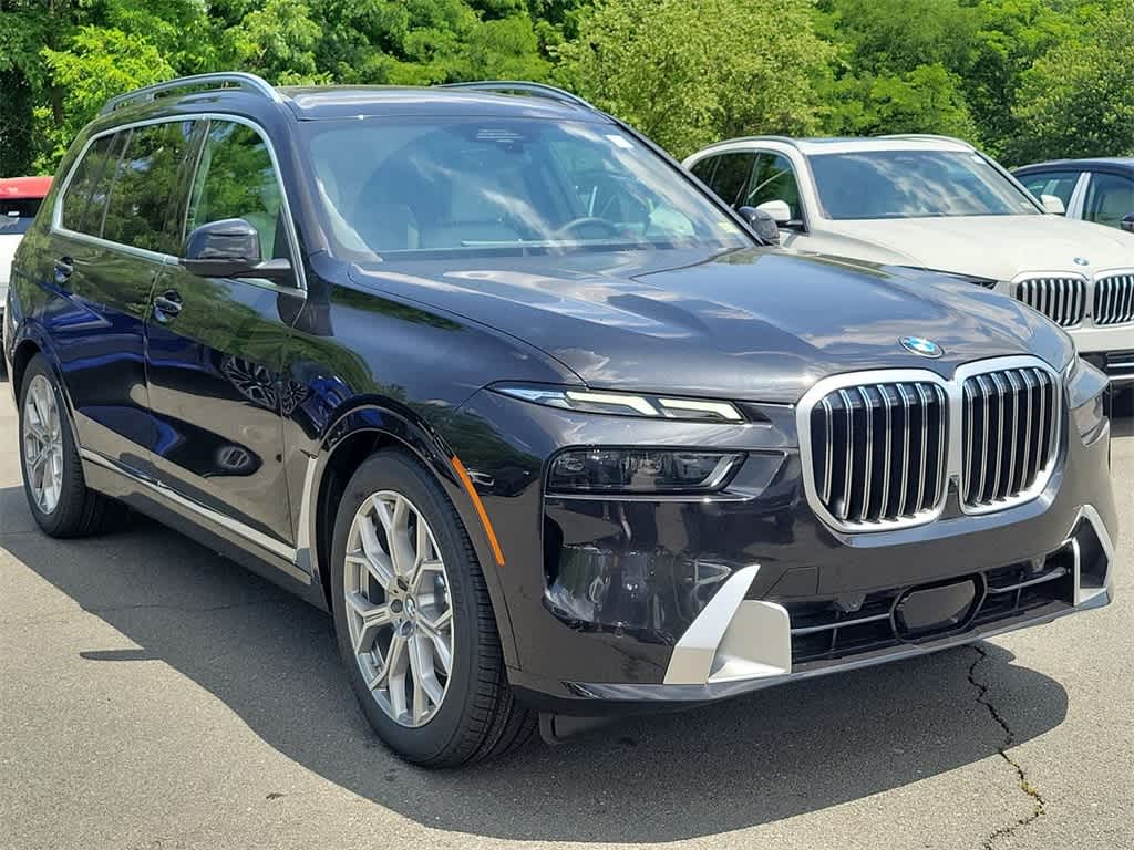 2025 BMW X7 xDrive40i 2