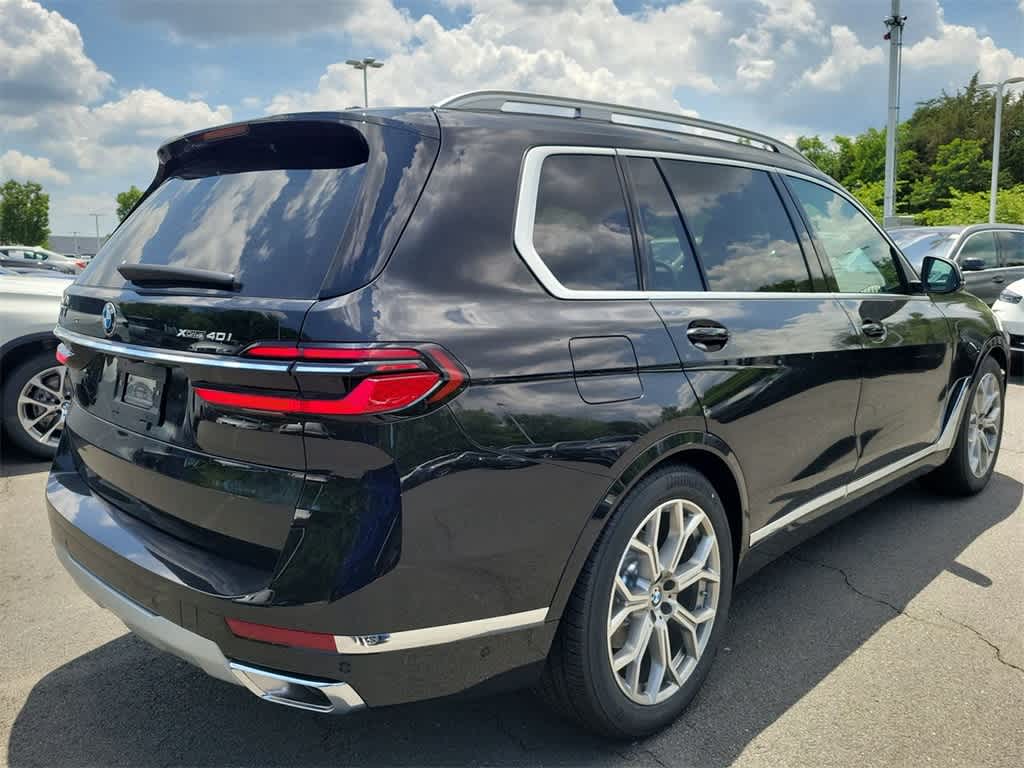 2025 BMW X7 xDrive40i 3