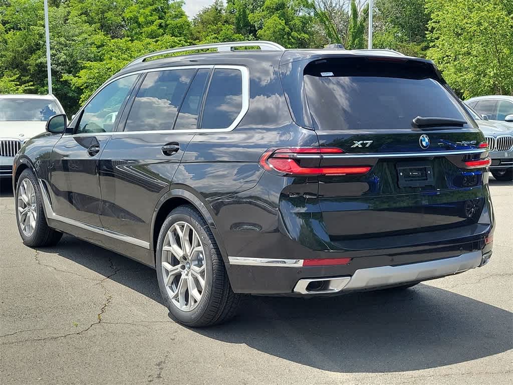 2025 BMW X7 xDrive40i 4