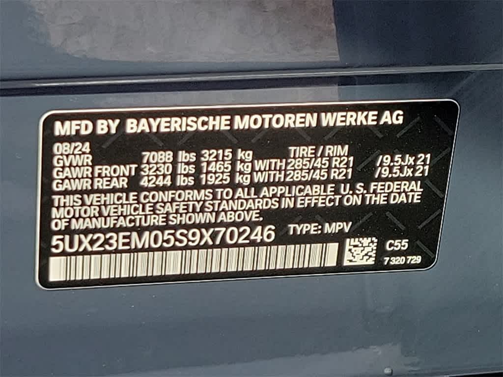 2025 BMW X7 xDrive40i 11