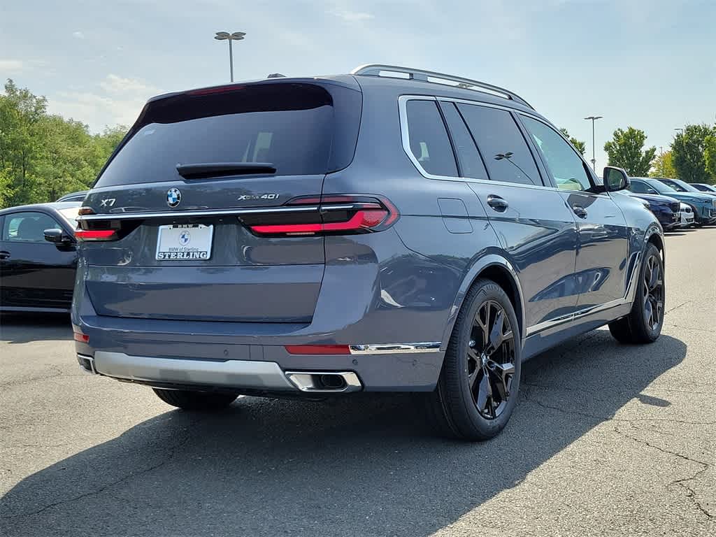 2025 BMW X7 xDrive40i 3