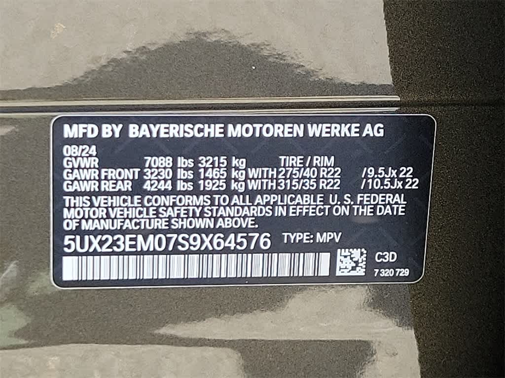 2025 BMW X7 xDrive40i 11