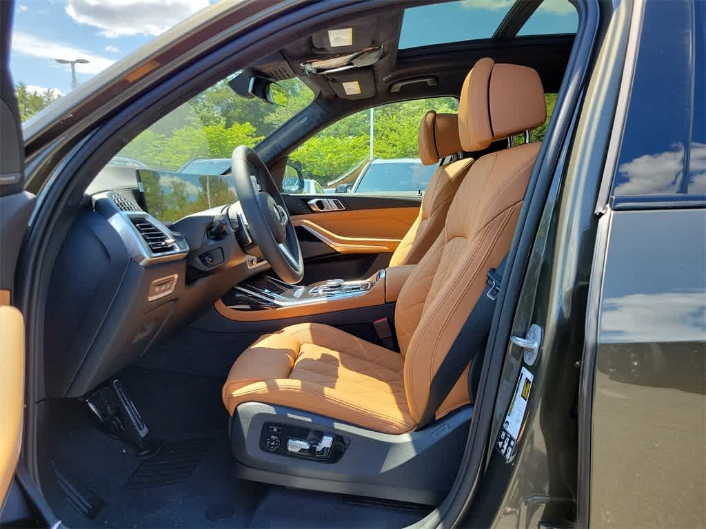 2025 BMW X7 xDrive40i 7