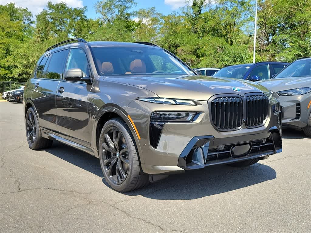 2025 BMW X7 xDrive40i 2