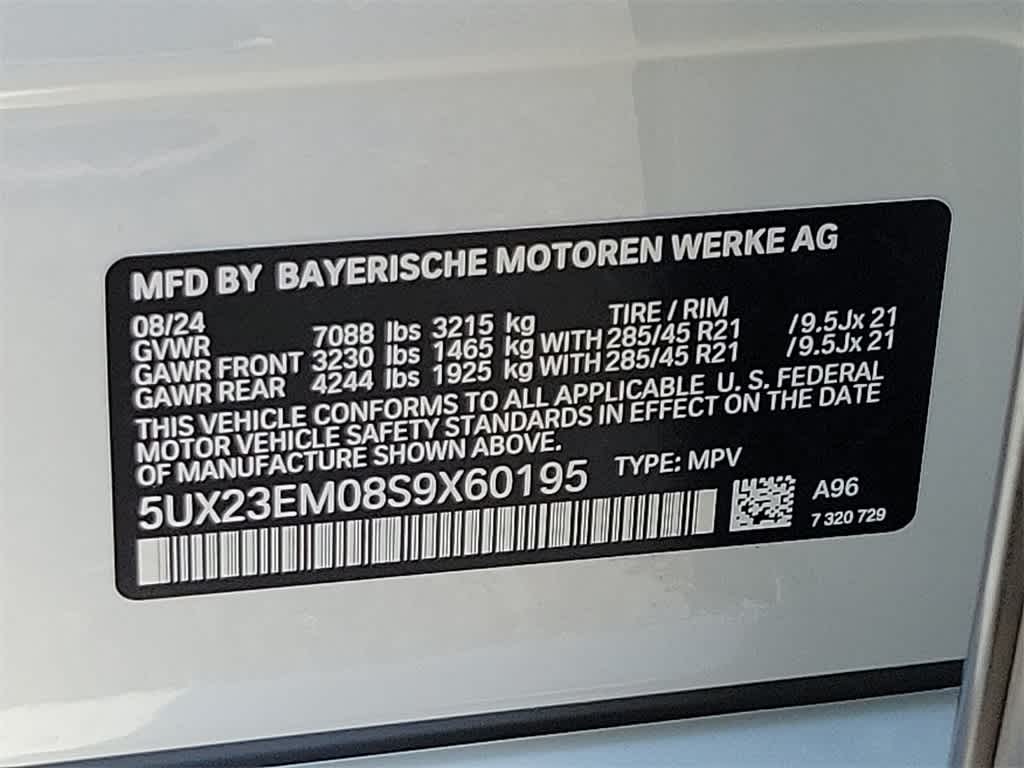 2025 BMW X7 xDrive40i 11