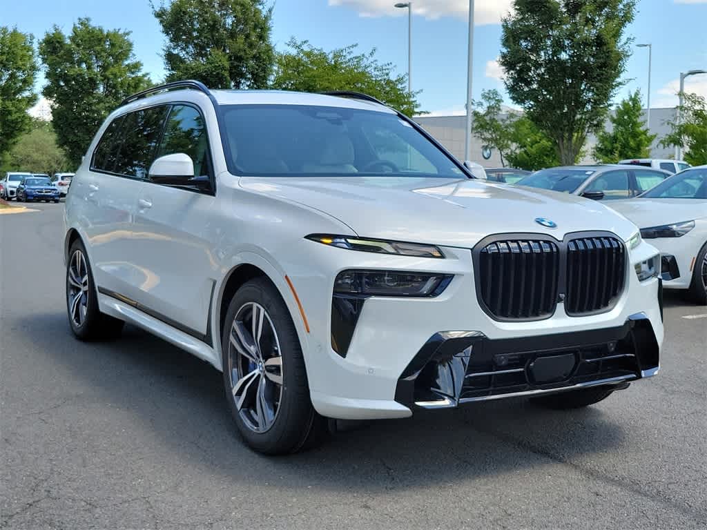 2025 BMW X7 xDrive40i 2