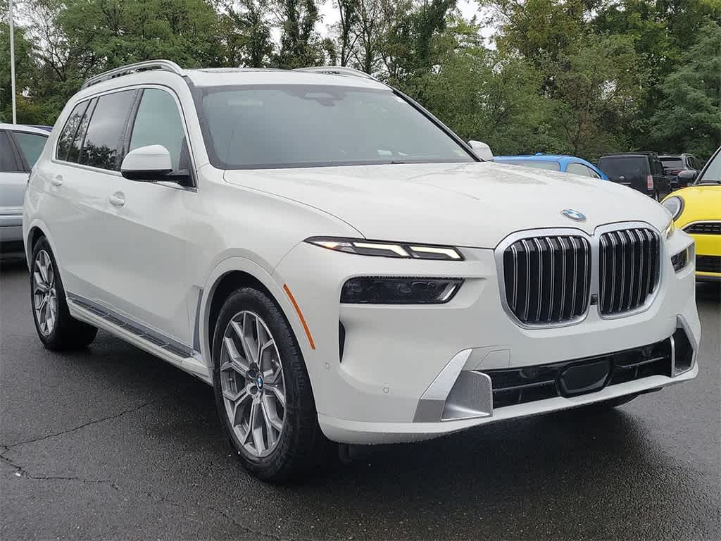 2025 BMW X7 xDrive40i 2