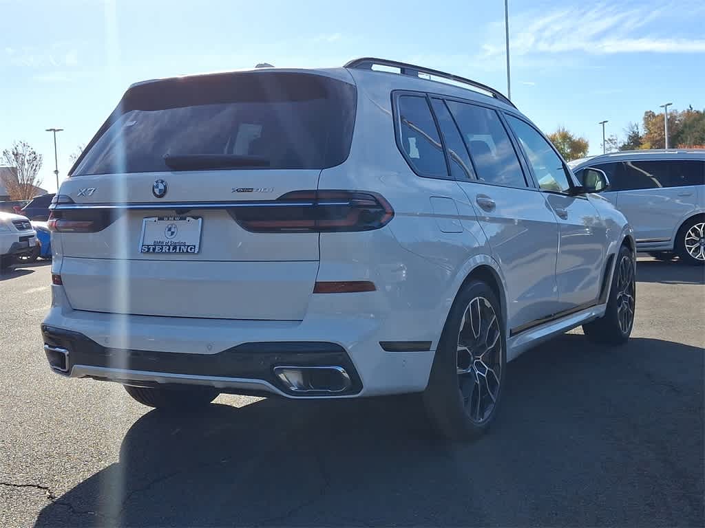 2025 BMW X7 xDrive40i 3