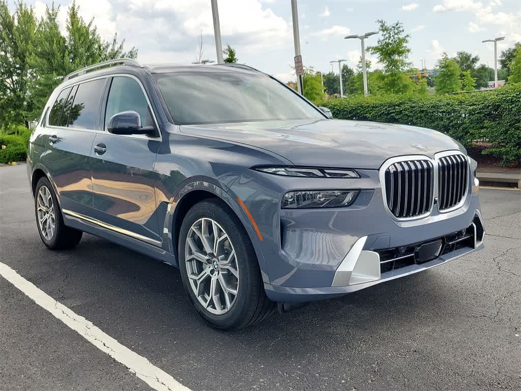 2025 BMW X7 xDrive40i 2