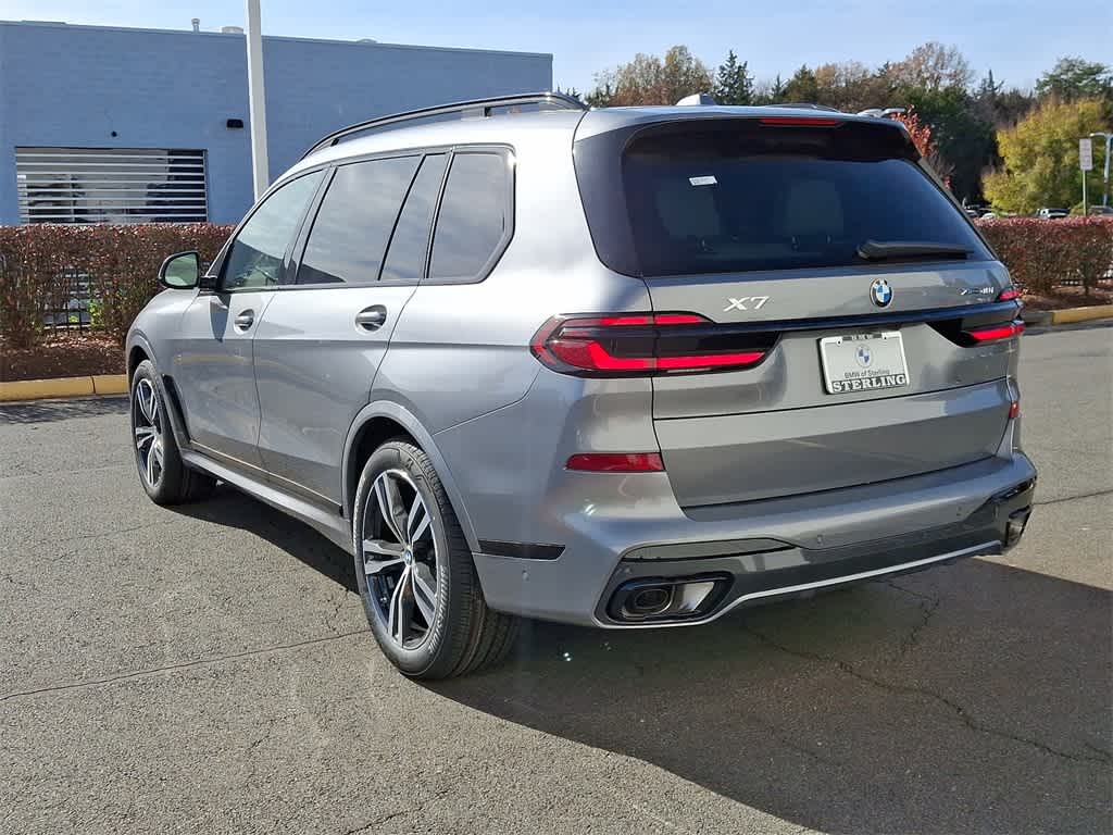 2025 BMW X7 xDrive40i 4