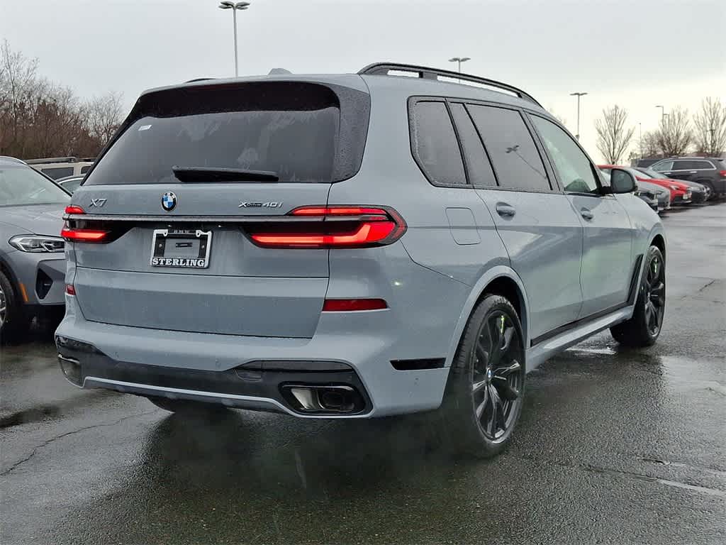 2025 BMW X7 xDrive40i 3