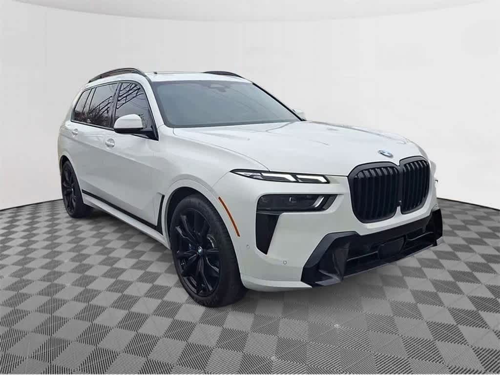 2025 BMW X7 xDrive40i 2