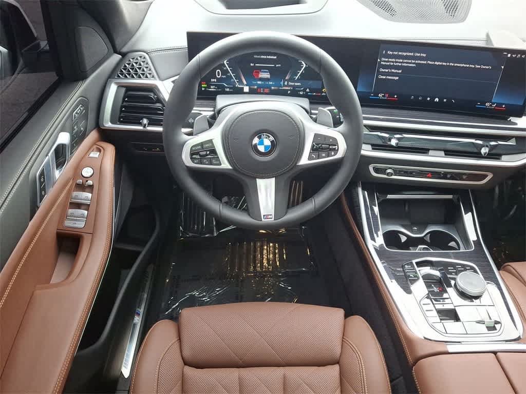 2025 BMW X7 xDrive40i 21