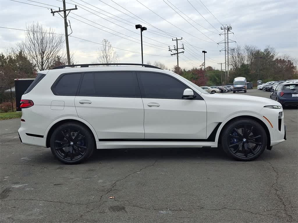 2025 BMW X7 xDrive40i 24