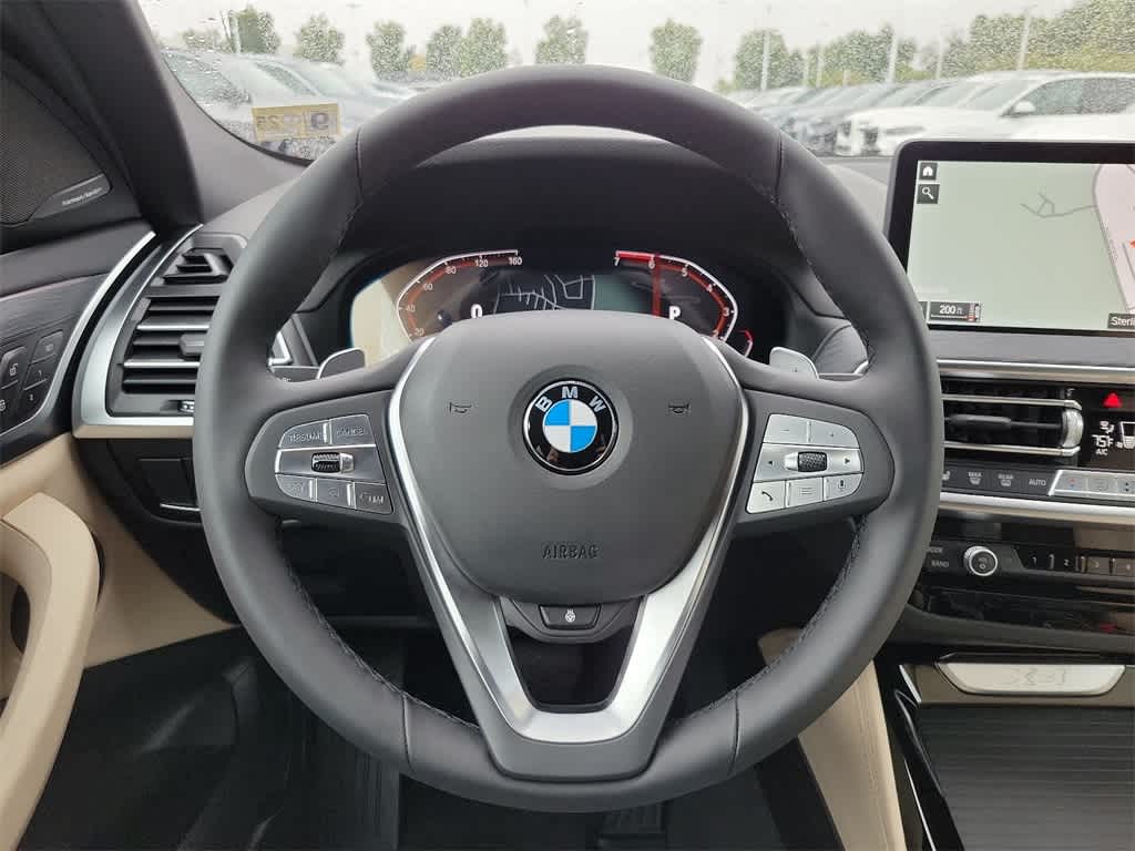 2025 BMW X4 xDrive30i 8