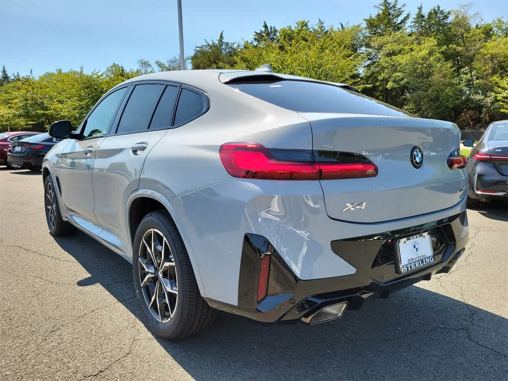 2025 BMW X4 xDrive30i 4