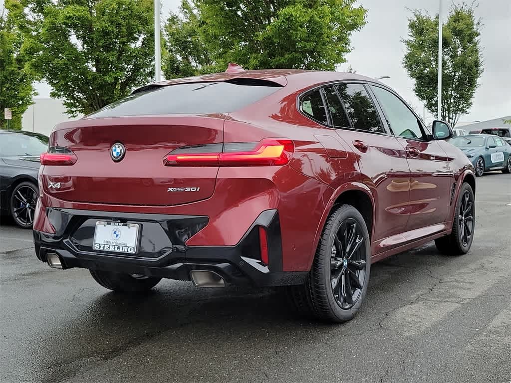 2025 BMW X4 xDrive30i 3