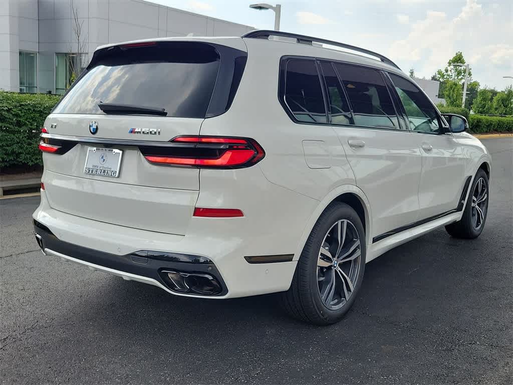 2025 BMW X7 M60i 3