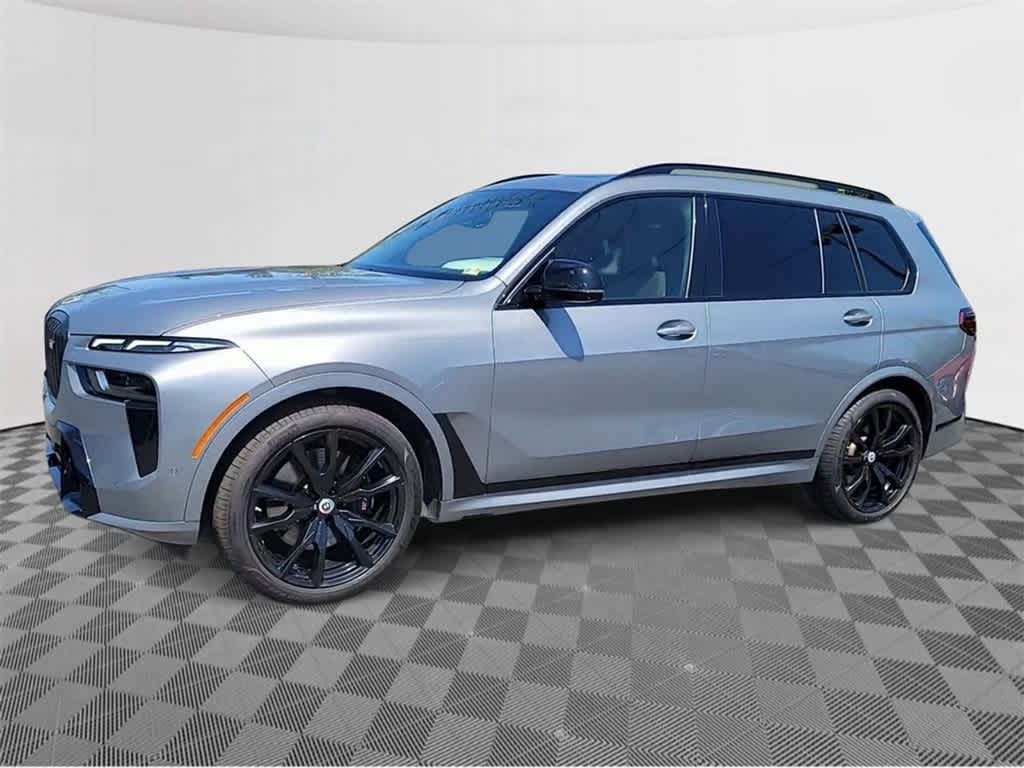 2023 BMW X7 M60i 4