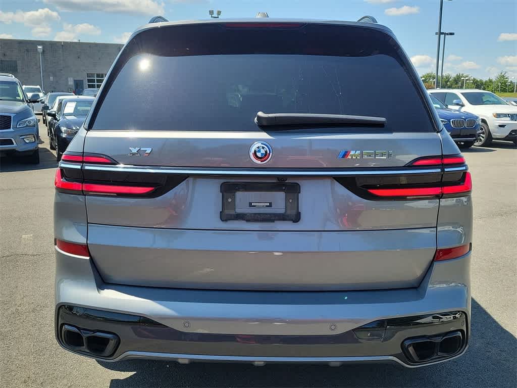 2023 BMW X7 M60i 22