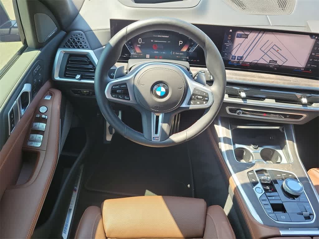 2023 BMW X7 M60i 21