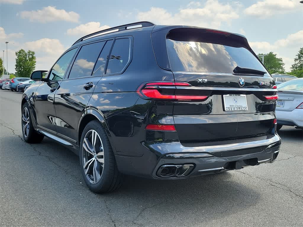 2025 BMW X7 M60i 4