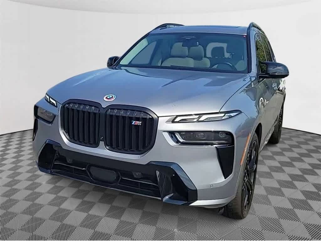 2023 BMW X7 M60i 3