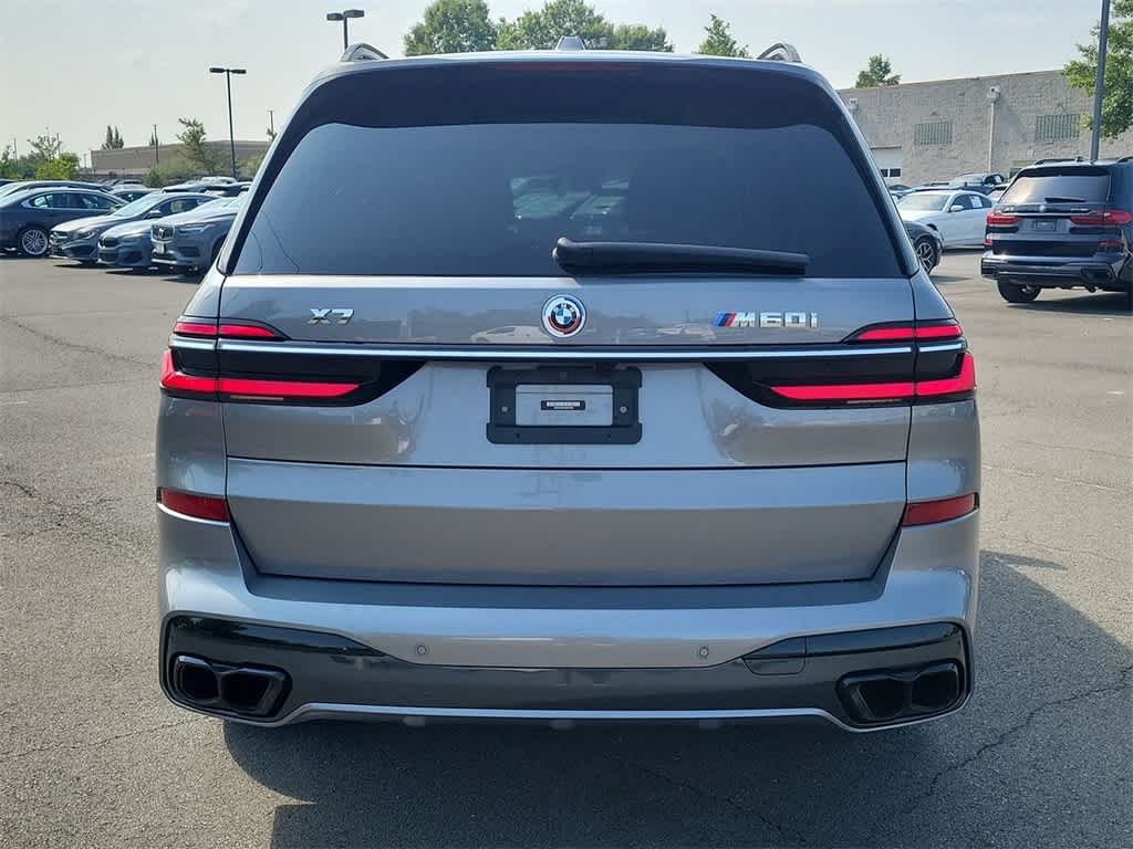 2023 BMW X7 M60i 22