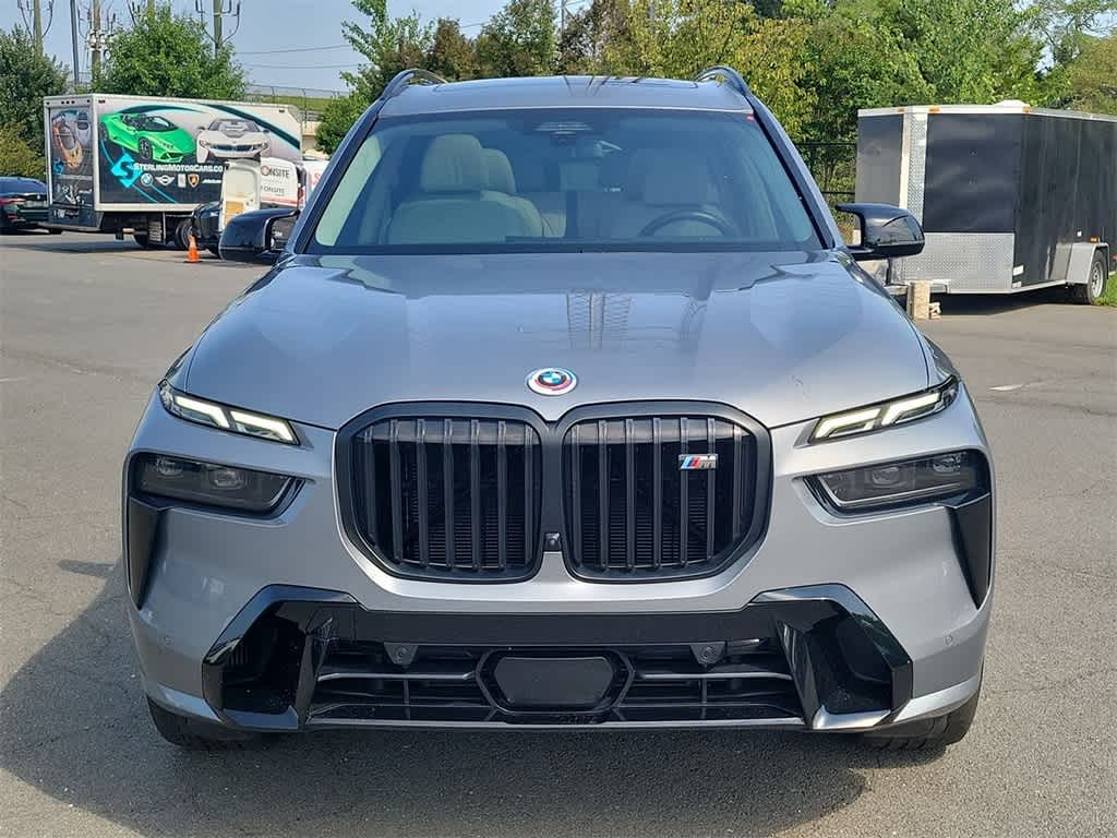 2023 BMW X7 M60i 27