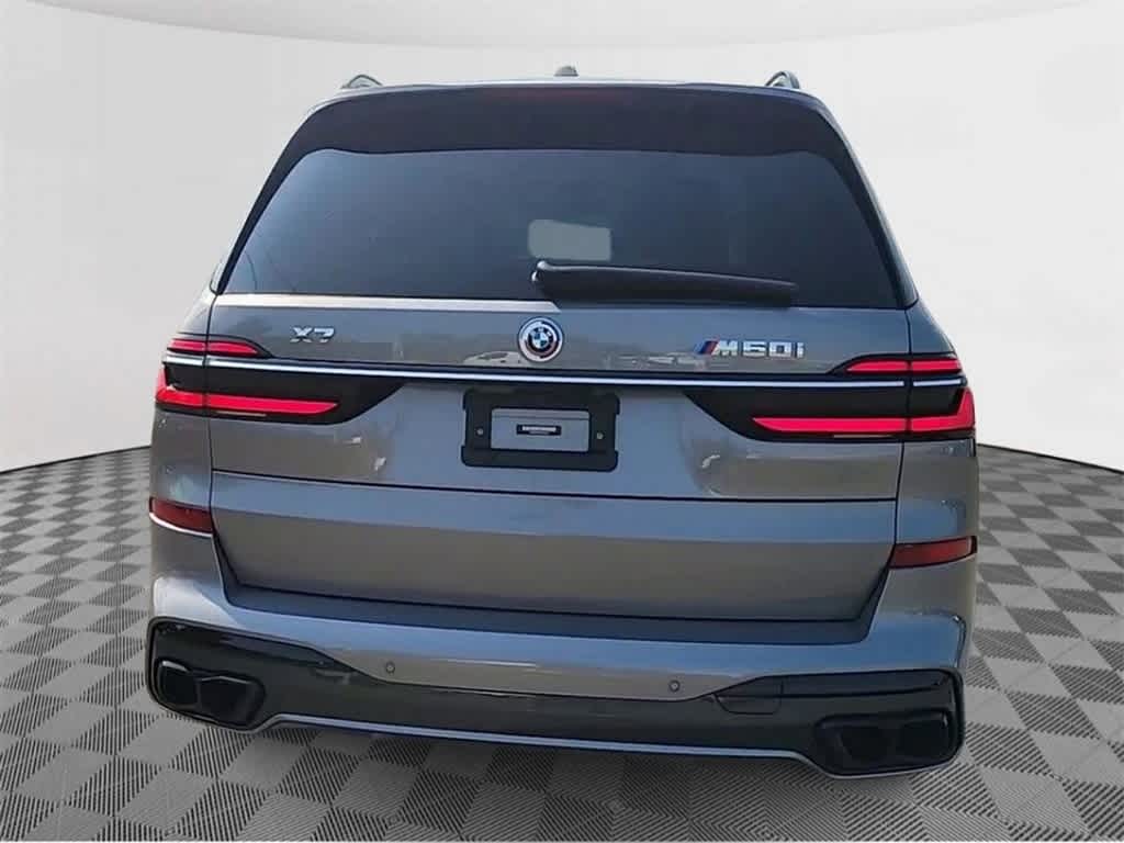 2023 BMW X7 M60i 7