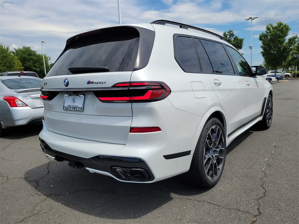 2025 BMW X7 M60i 3