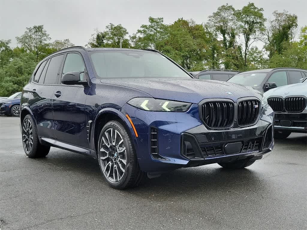 2025 BMW X5 M60i 2