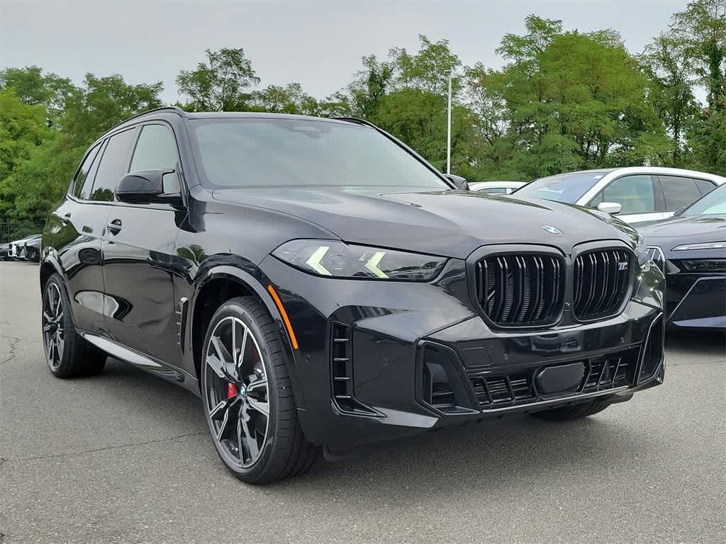 2025 BMW X5 M60i 2