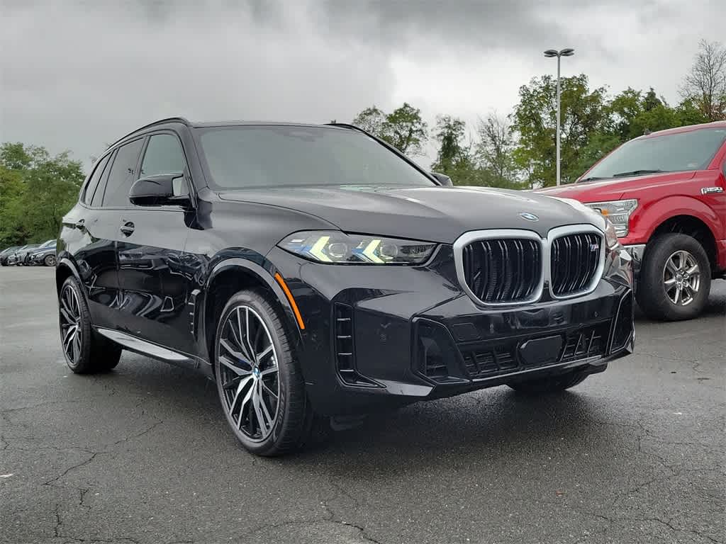 2025 BMW X5 M60i 2