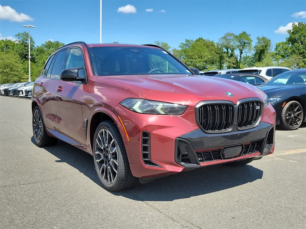 2025 BMW X5 M60i 2